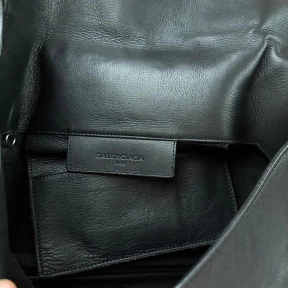 Balenciaga Papier Sight Crossbody Bag Excellent Condition - Picture 3 of 6